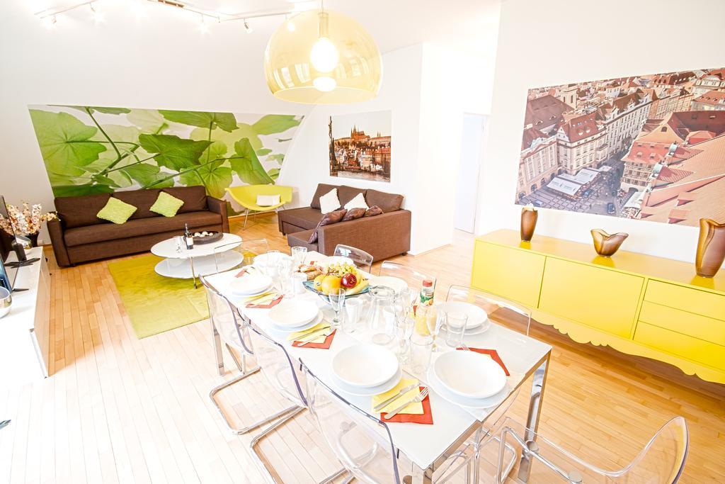 Wenceslas Square Lofts Прага Екстер'єр фото